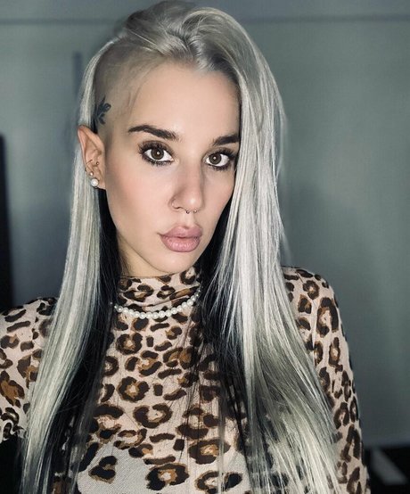 Lucila Villar nude pornstar galleries