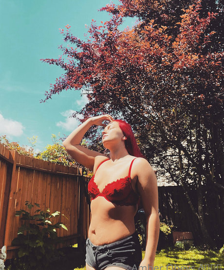 amberobeys star naked pictures