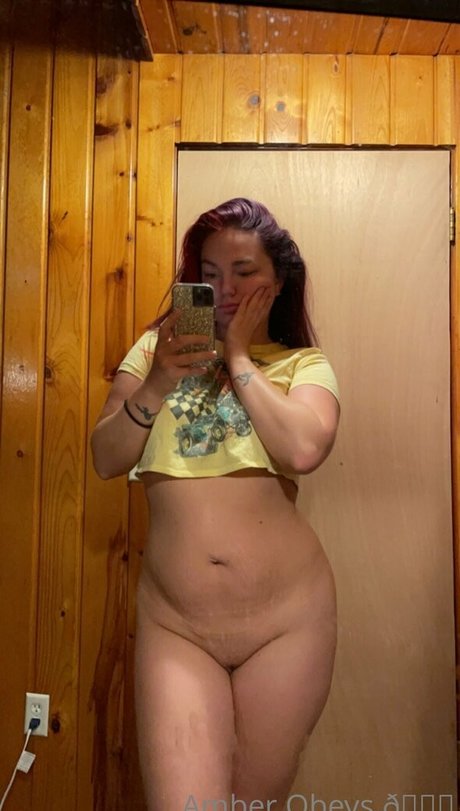 amberobeys sexy model pics