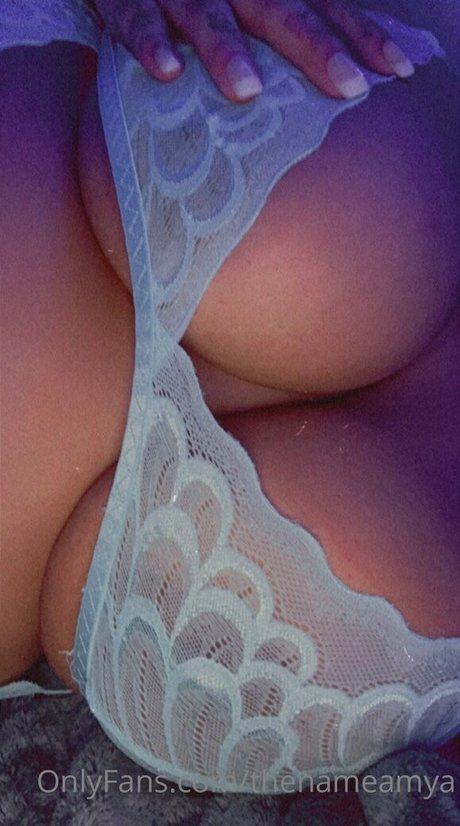 bunnnnyyyy star nude pic