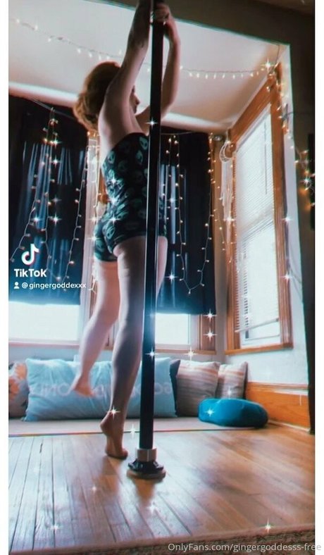 gingergoddesss free sexy model photos