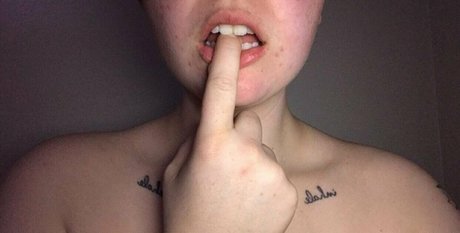 joey valentinee pornstar beautiful images