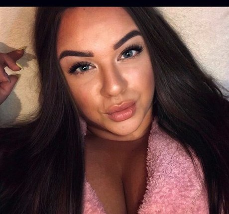 Skorka Kitti xxx actress photo