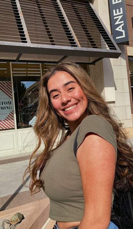 Nilaiyah Rey model archive