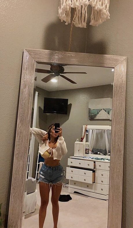 Nilaiyah Rey top model image