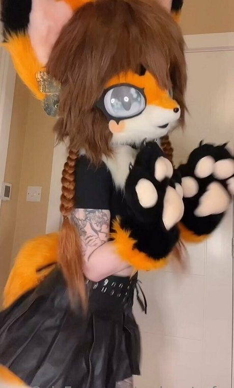 emberstarfur pretty model image