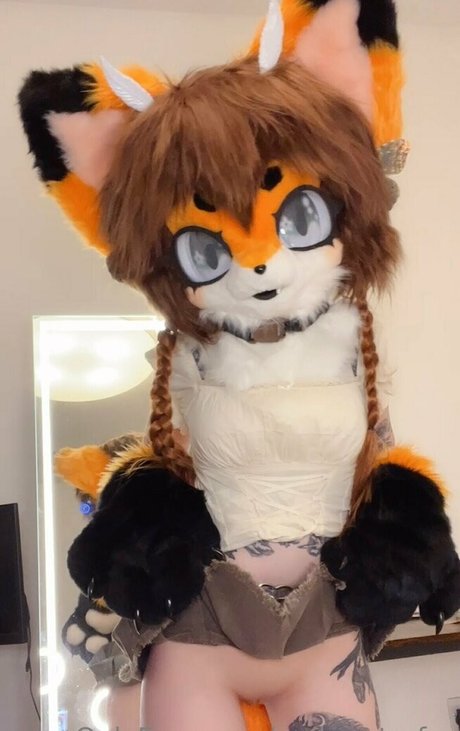 emberstarfur model porn img