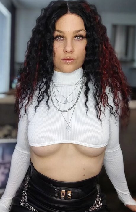 VMissyB star sexy gallery