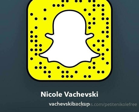 petitenikolefree star nudes picture