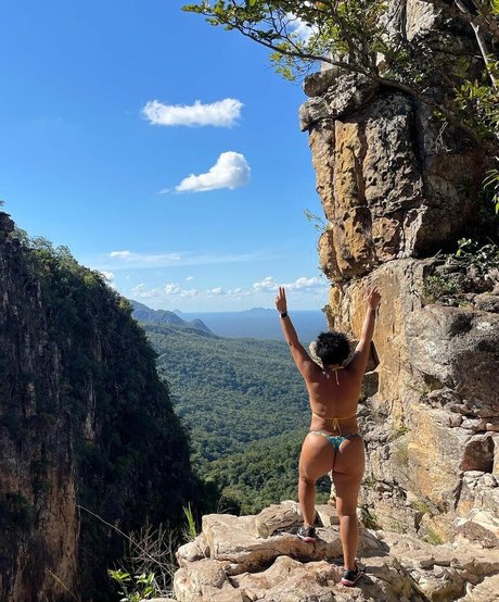 Sandra Sissi free pornstar images