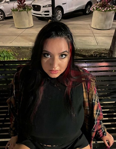 Alexa Nicole Ray model nudes photos