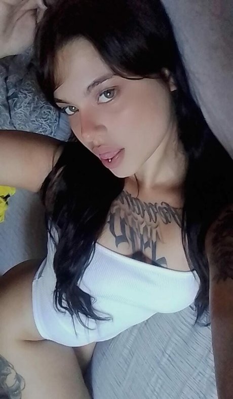 eiprilnaveira nice actress pic