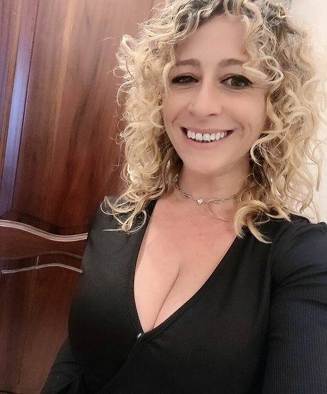 Sabina Di Iorio beautiful star pics