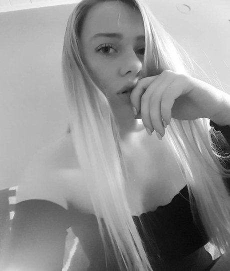 Sabac pornstar xxx image