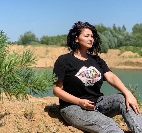 Irina P sexy actress galleries