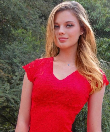 Nolwenn Dis nude star pics