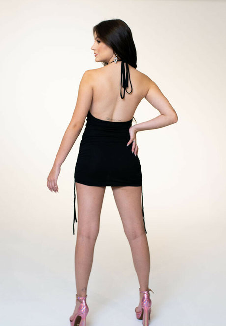 Bela Fernandes nudes actress images