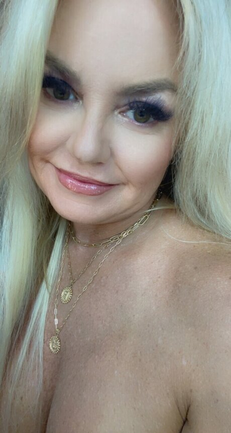 Jerami model nudes photo