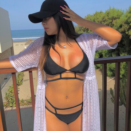 Katherine Antuane star top photos