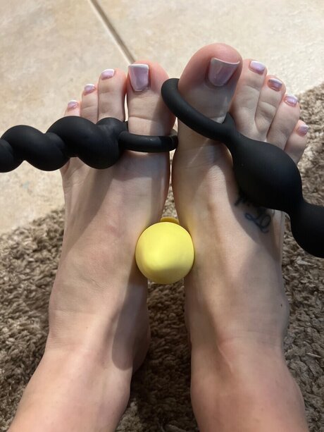 THEMISSJ model adult archive