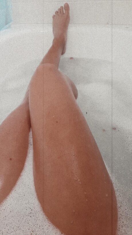 Mica Cabrelle star exclusive pic