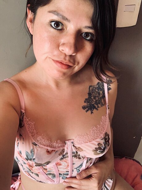 Samanta nudes pornstar img