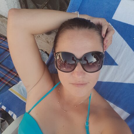 _russiandevil porn model img