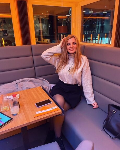 ShellyyBelly actress images