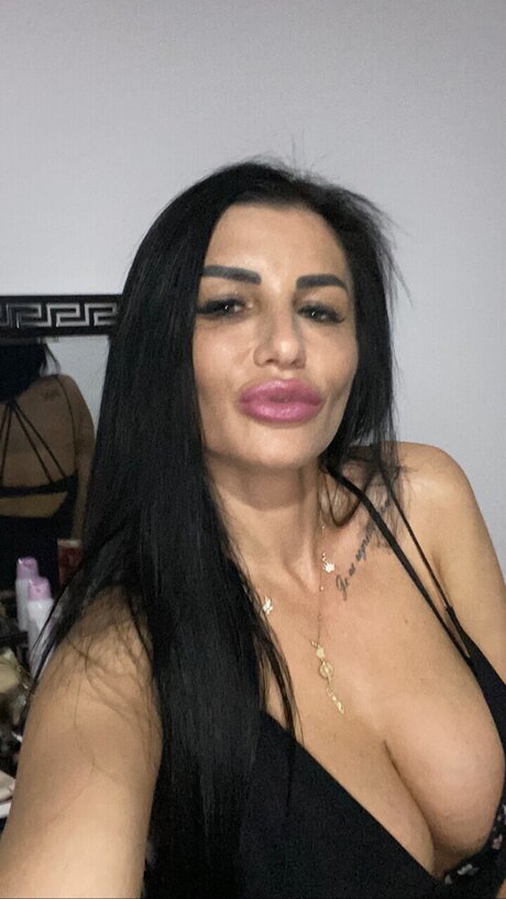 Your Desiree pretty star photo