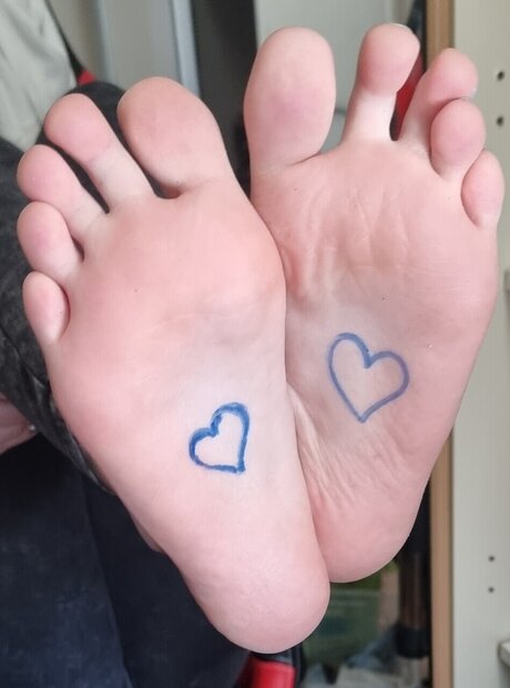 Sweetie Feet pornstar sex image