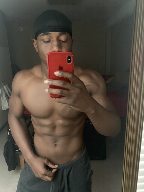 _ho olate Fa tor_ model adult picture