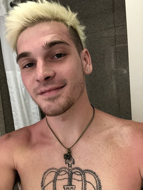 l3v3l3d nude model pics