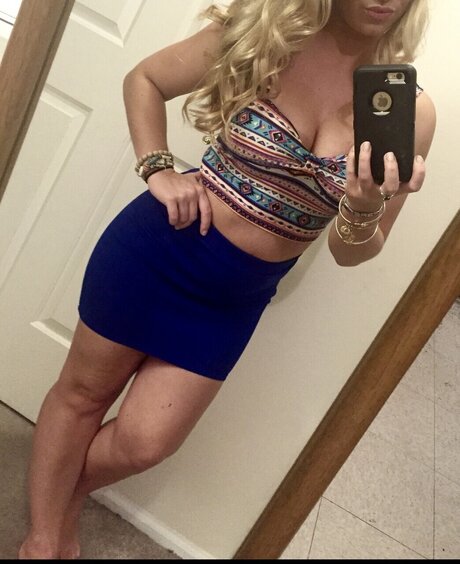 AMarieXo sex actress pic