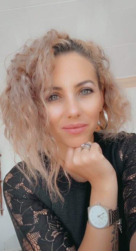 Love by Lory erotic actress gallery