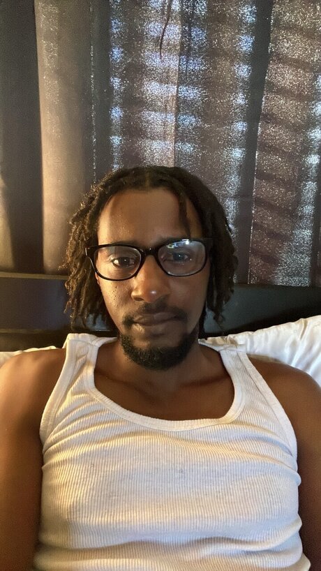 Deche model porn image