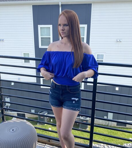 Phoebe Madison model erotic pictures