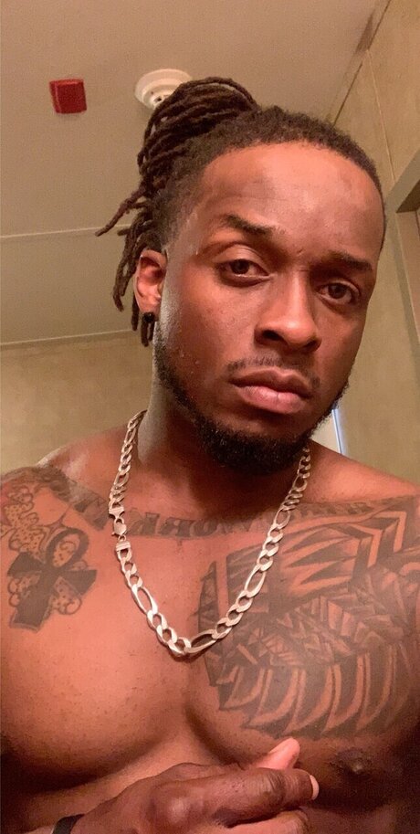 TherealTman free model pics