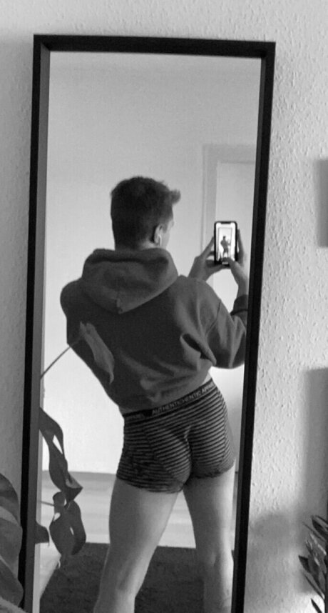 Mr pfeiffer top actress pic