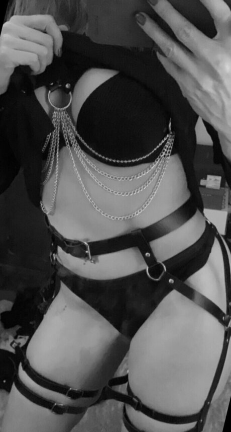 Dutchplaymate95 star sexy images