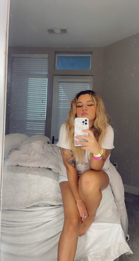 Enchule Productions nude star picture