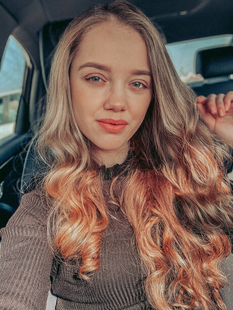 AdelinaCrisstina pornstar art gallery