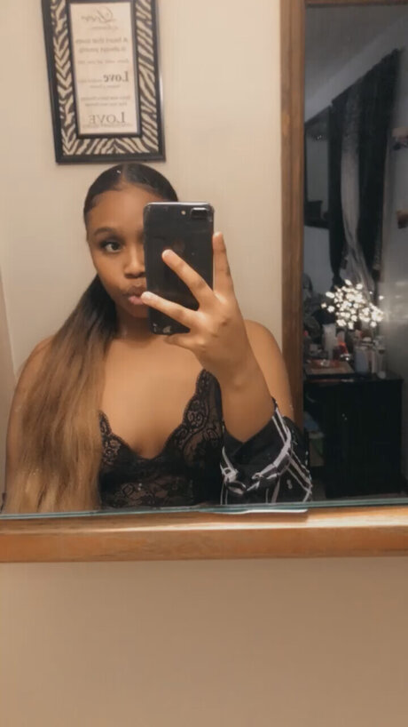 Jasmindanae adult actress picture