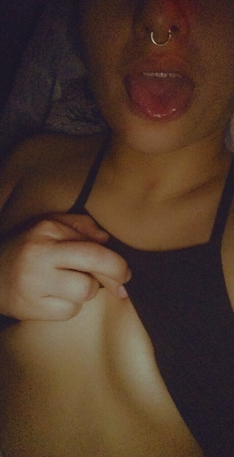 Kitten Mitten pornstar exclusive photos