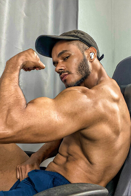 Master Polo pornstar erotic photo