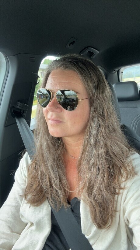 Gullguri nice actress photo