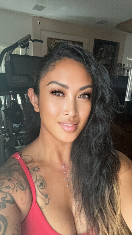 Hella Kulit nudes model img