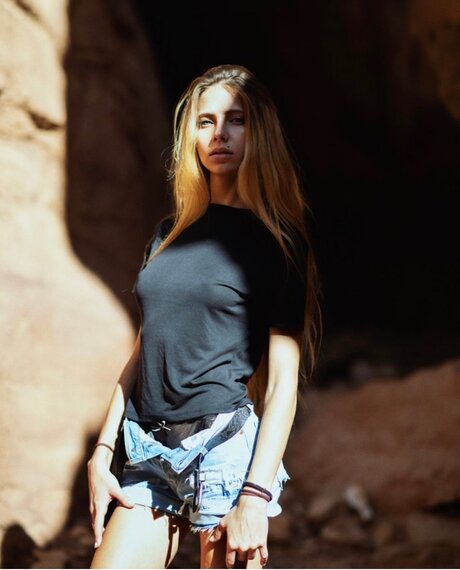 ALICEMEKI high quality pornstar photos