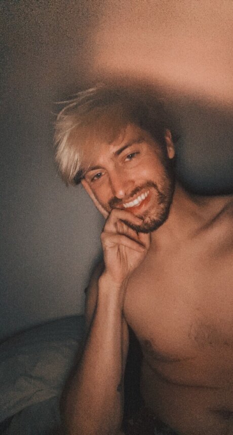 Alex Extra pornstar hot img