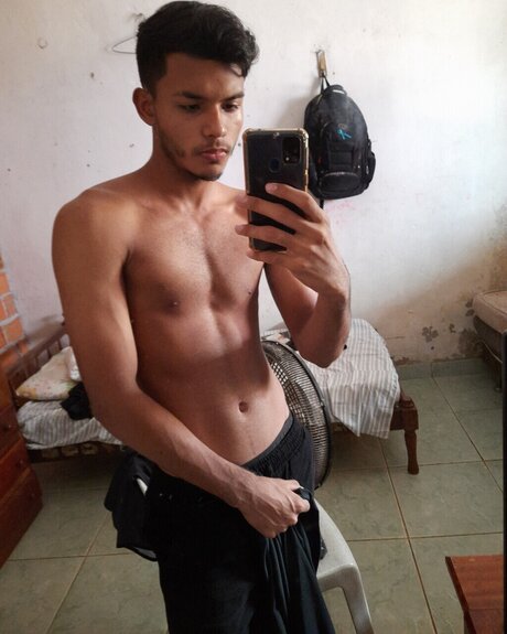 Gutto lima adult model image