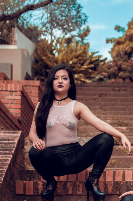 Maru_ pornstar adult img